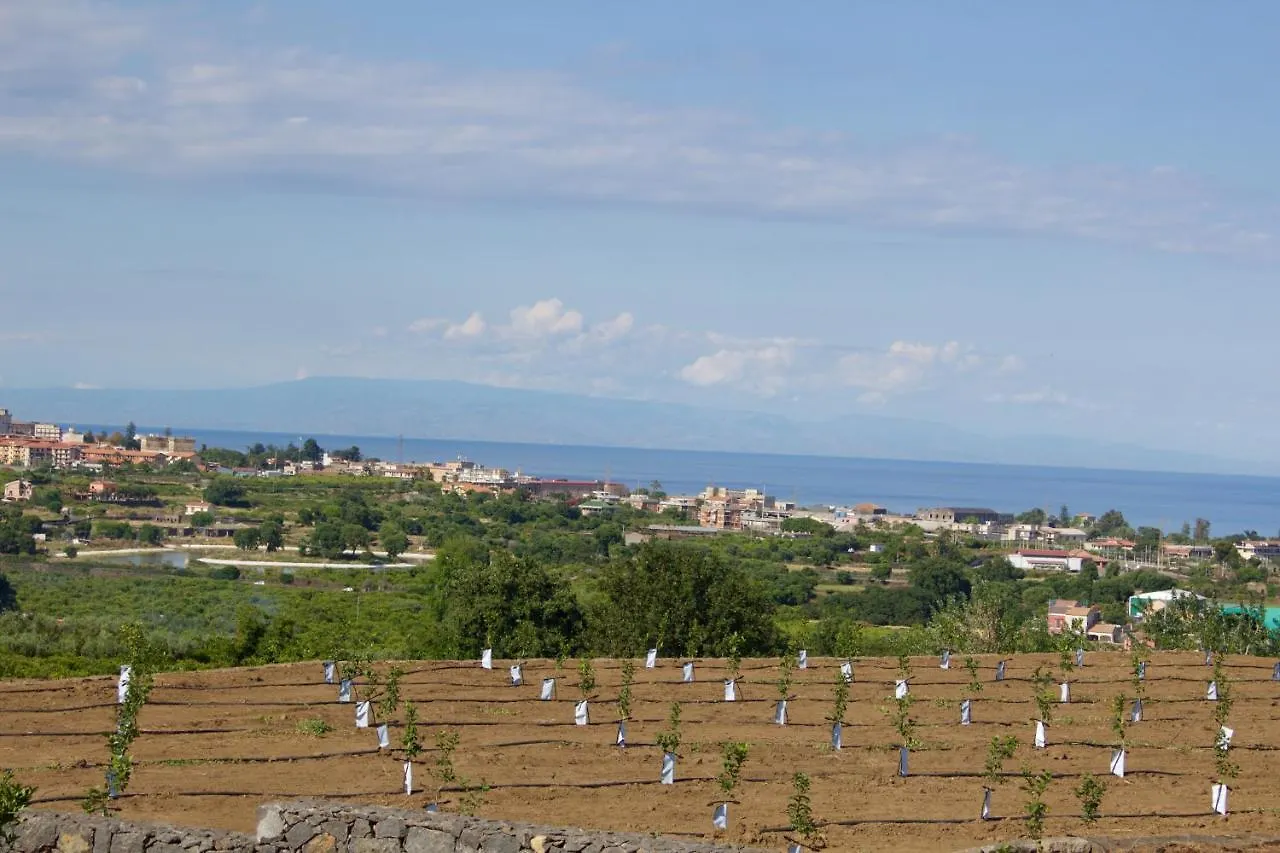 B&B Il Vulcano Aci Catena Bed & Breakfast