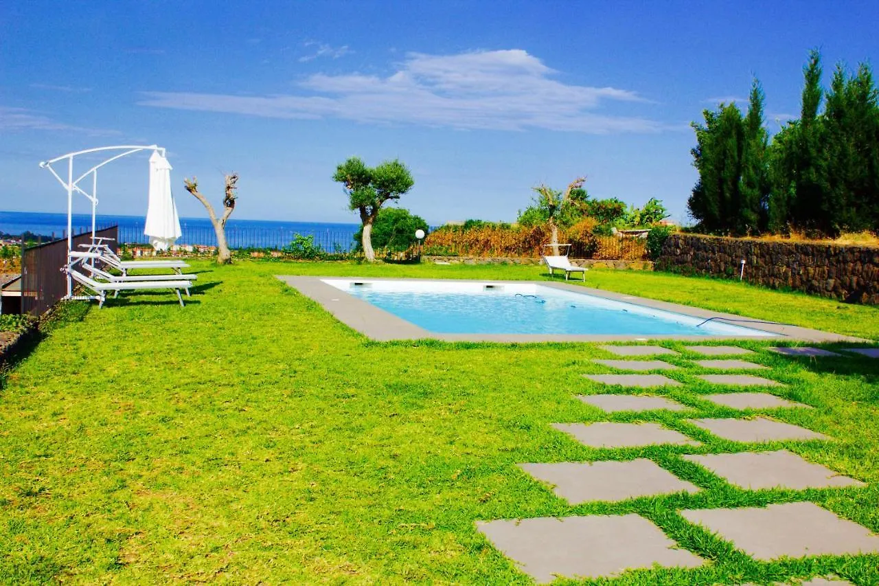 B&B Il Vulcano Aci Catena Italy