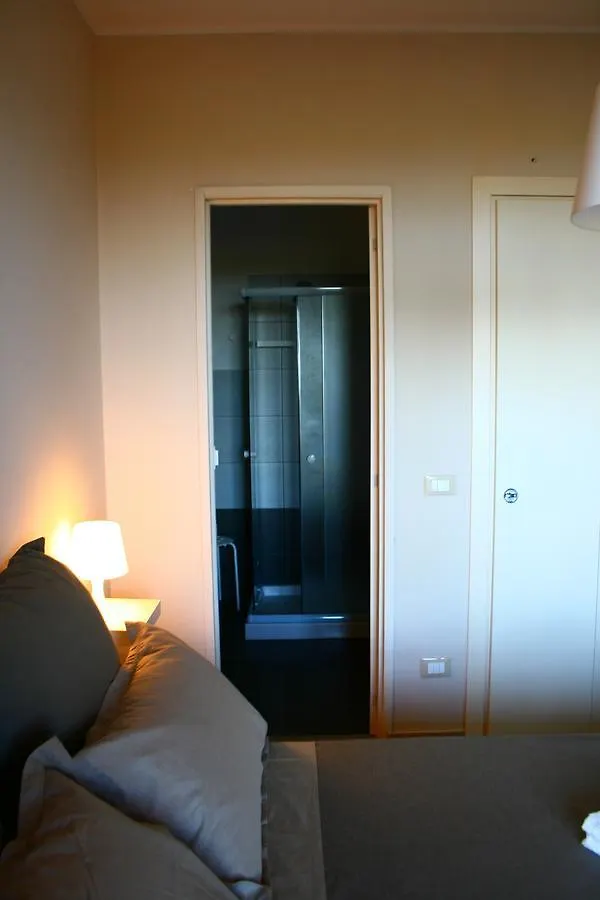 אצ'י קטנה B&B Il Vulcano 0*, אצ'י קטנה